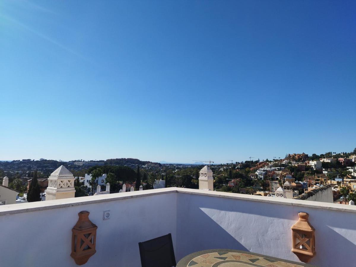 3 Bedroom Duplex Penthouse With Stunning Rooftop Solarium And See Views Apartamento Marbella