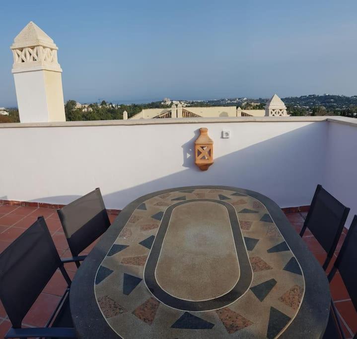 Apartamento 3 Bedroom Duplex Penthouse With Stunning Rooftop Solarium And See Views Marbella