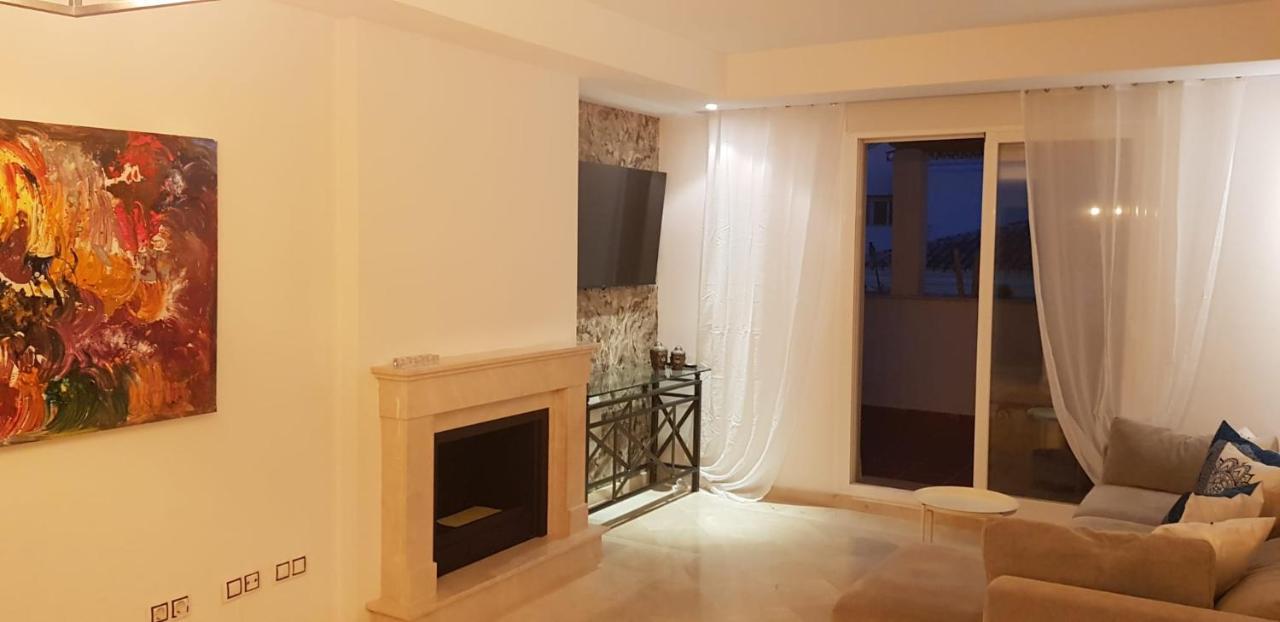 Apartamento 3 Bedroom Duplex Penthouse With Stunning Rooftop Solarium And See Views Marbella