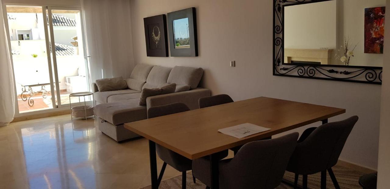 Apartamento 3 Bedroom Duplex Penthouse With Stunning Rooftop Solarium And See Views Marbella