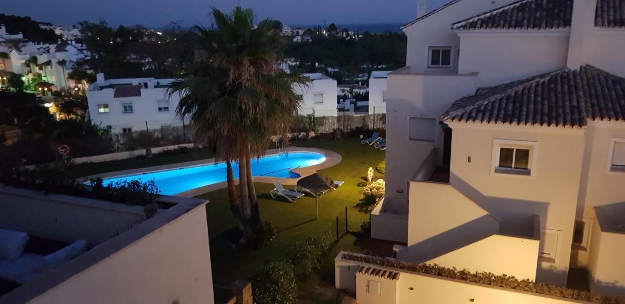 3 Bedroom Duplex Penthouse With Stunning Rooftop Solarium And See Views * Marbella