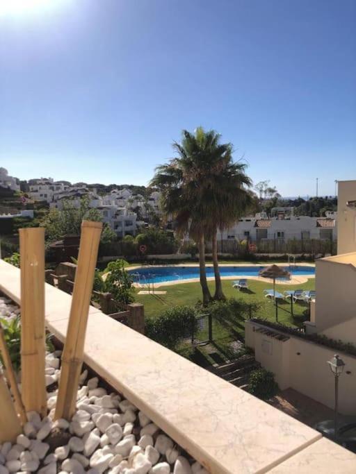 3 Bedroom Duplex Penthouse With Stunning Rooftop Solarium And Views